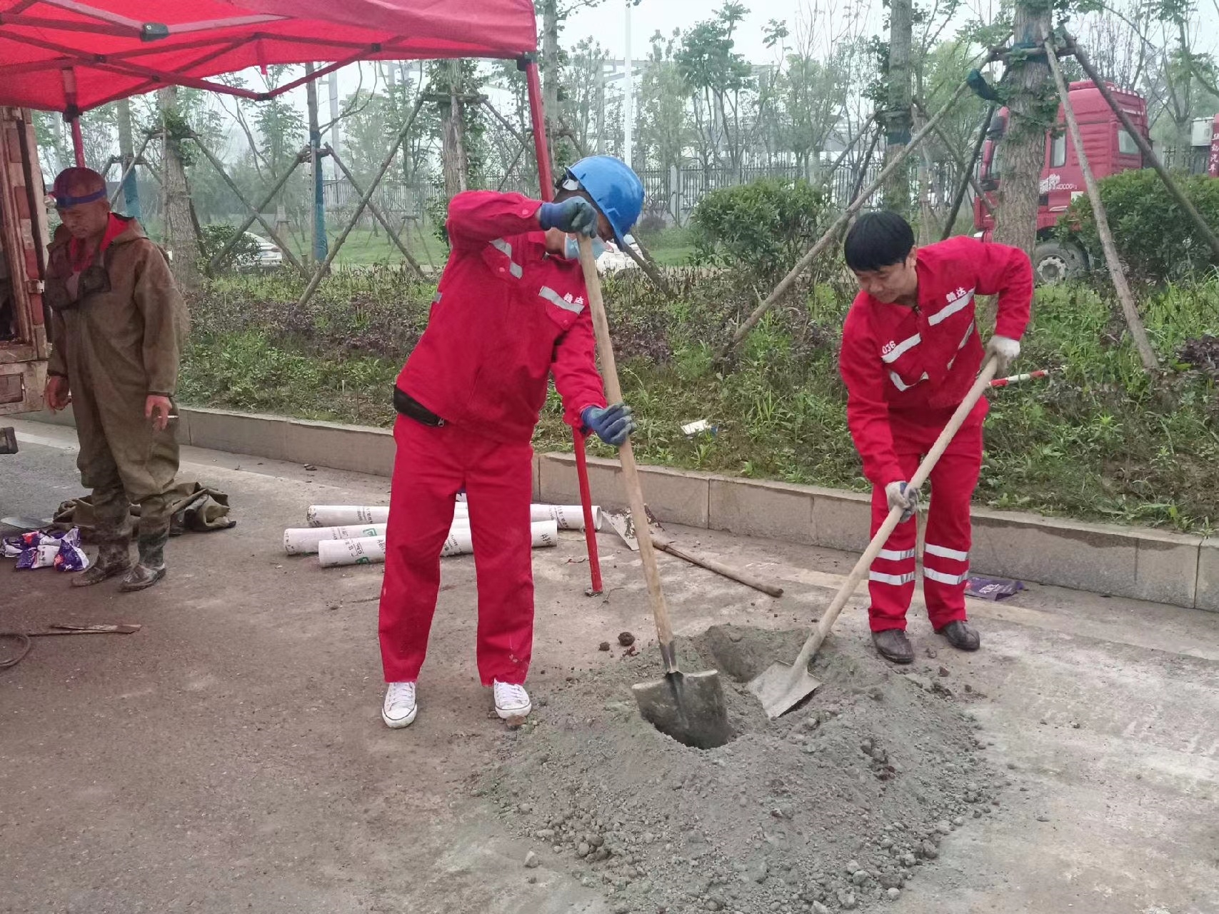 神木管道疏通哪家好】及时进行市政管道清淤
